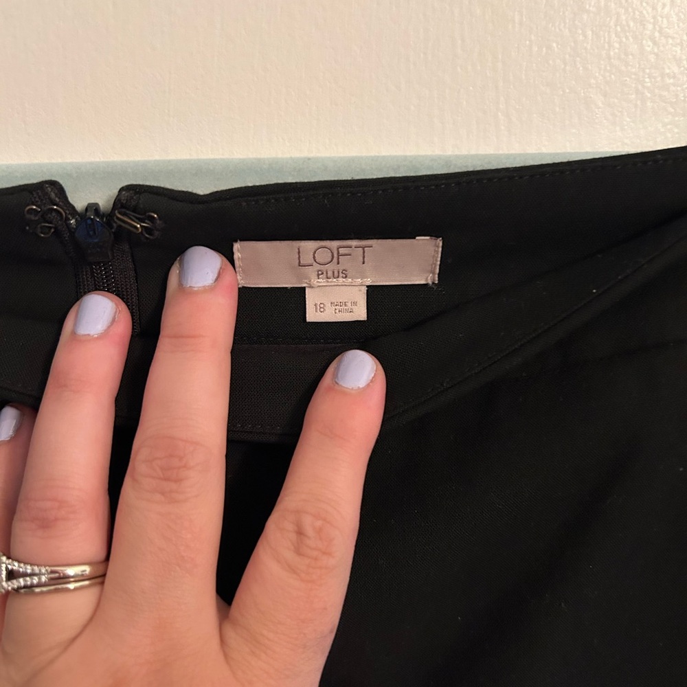 LOFT Plus Black Pencil Skirt